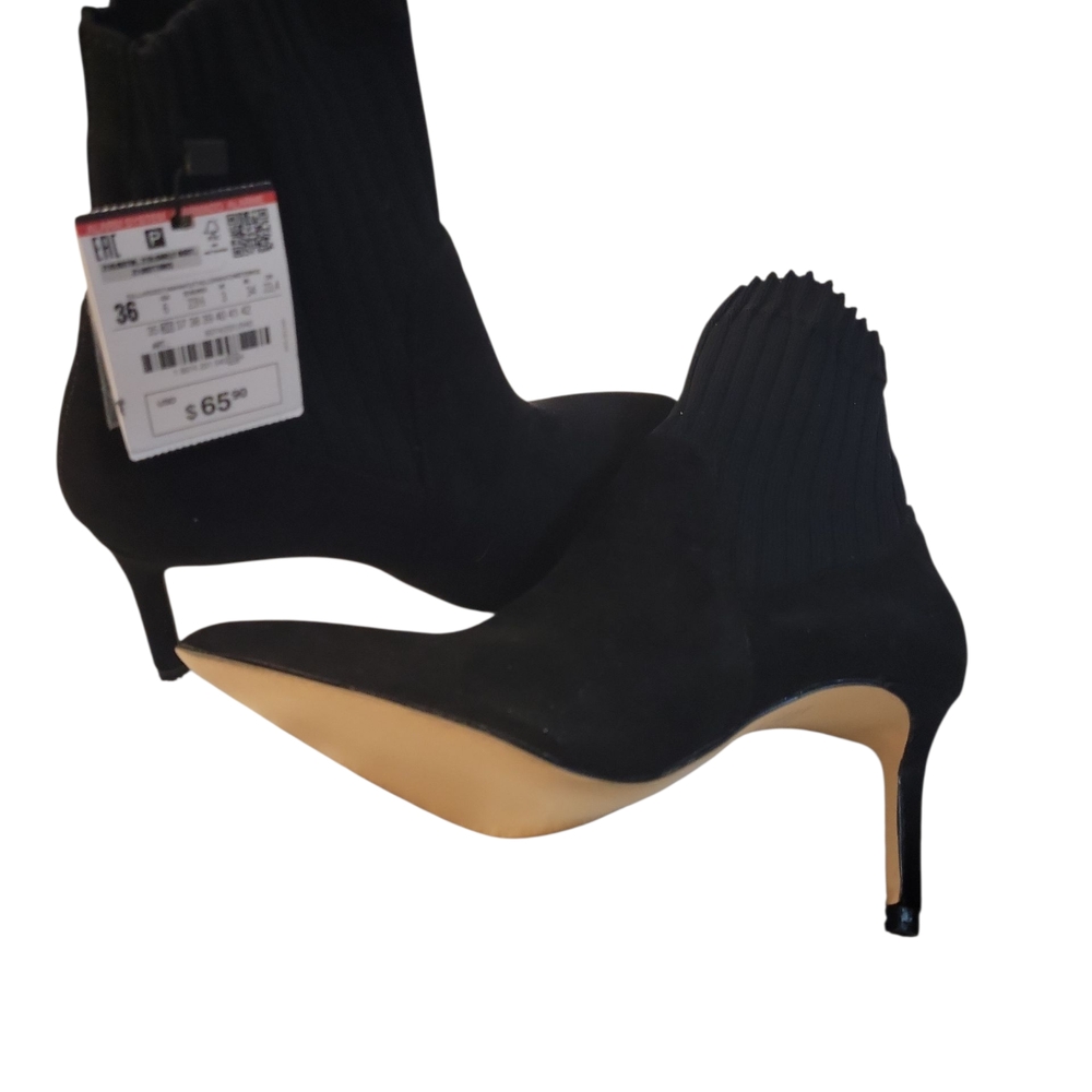 Zara Black Heeled Boots for Women - Picture 5 of 5